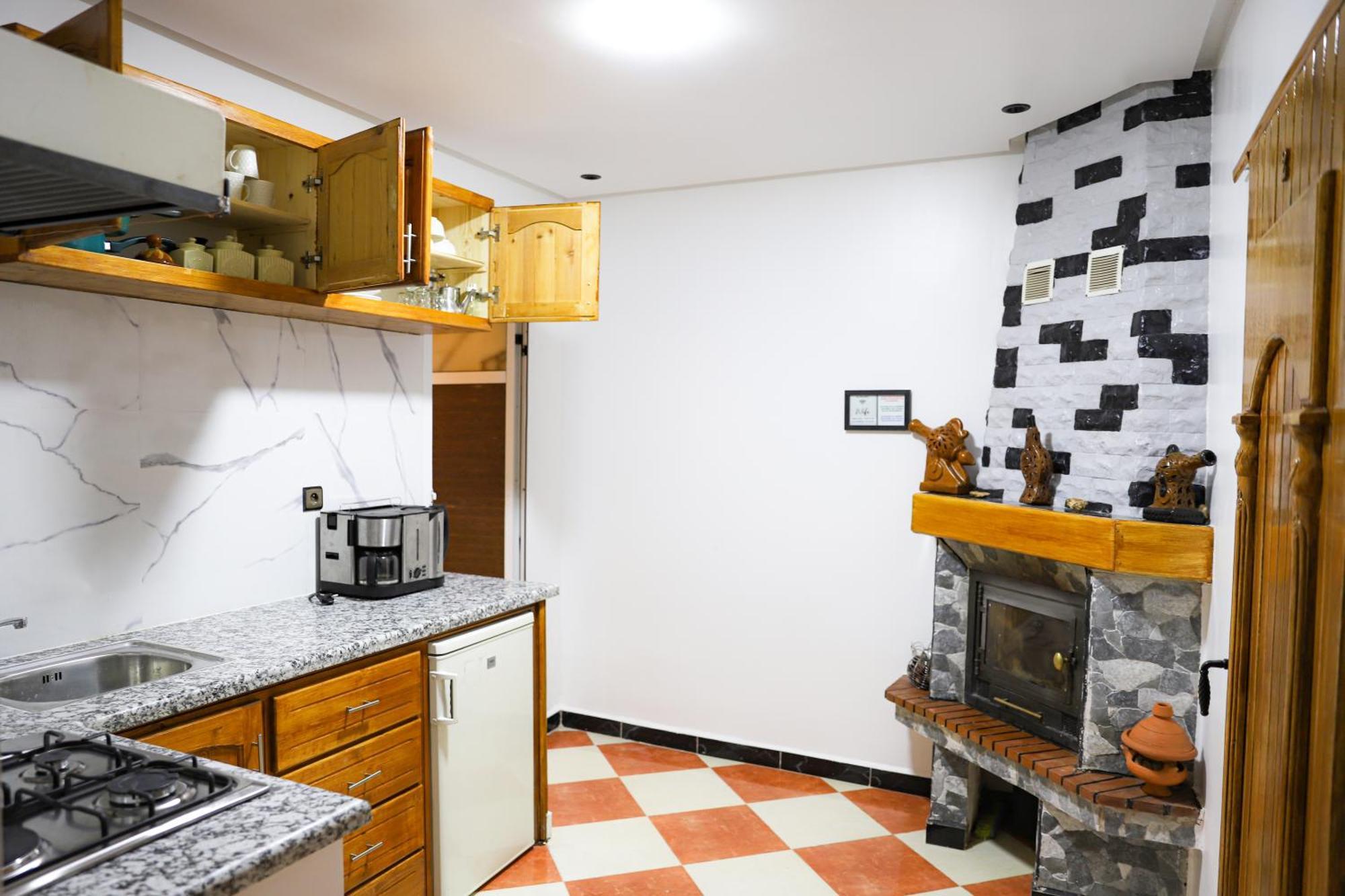 Salam Appartement Climatise Hiver Et Ete Azrou Εξωτερικό φωτογραφία